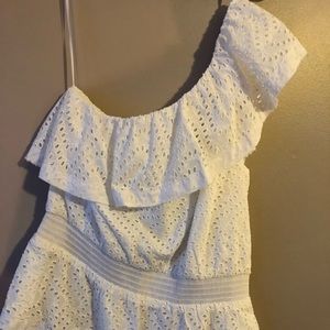 Express Off the Shoulder White Blouse. Women’s M